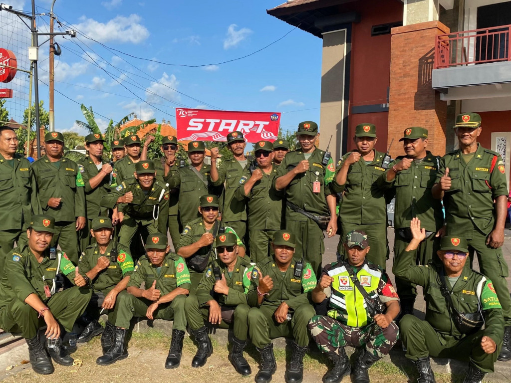 Linmas Desa Dalung Tunjukkan Semangat Tak Tergoyahkan, Amankan Porsenides Dalung 2024 Dengan Dedikasi Penuh